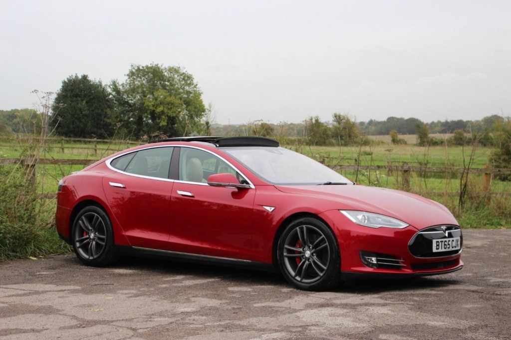 TESLA MODEL S