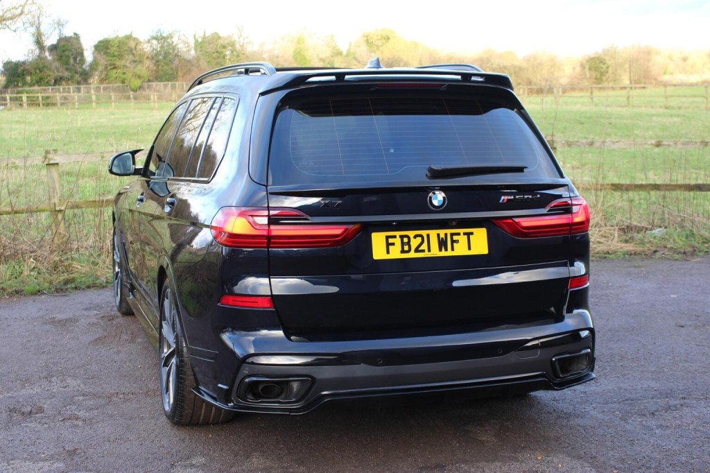 BMW X7