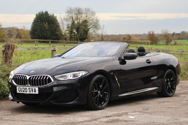 BMW 8 SERIES