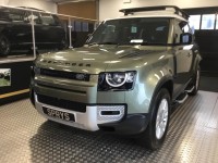 LAND ROVER DEFENDER 110