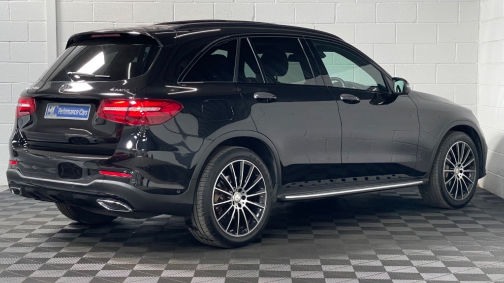 MERCEDES-BENZ GLC