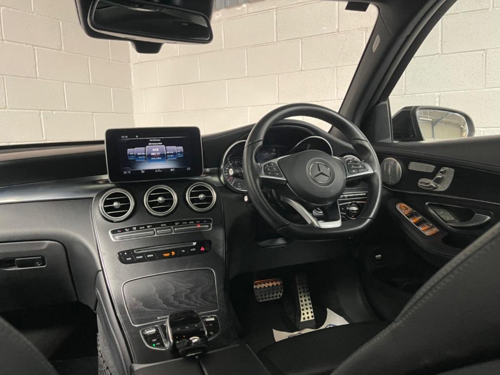 MERCEDES-BENZ GLC