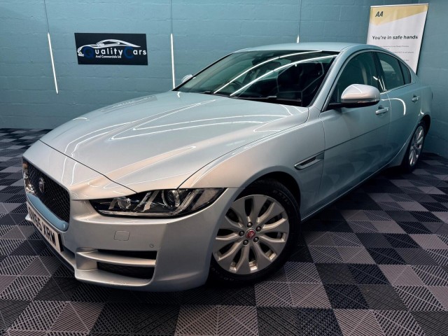 JAGUAR XE