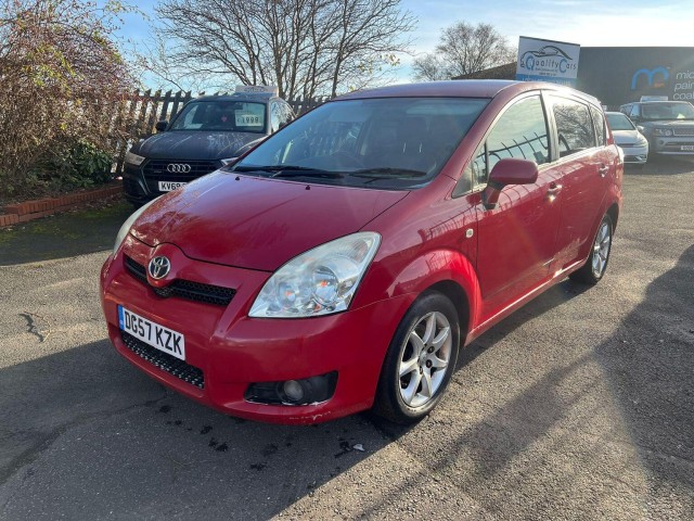 TOYOTA COROLLA VERSO