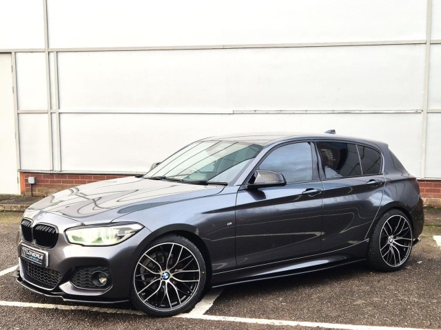 BMW 1 SERIES
